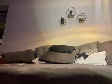 deskriptive online show from April 2026 10:58:02 PM