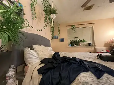 magicalc00ch online show from December 2025 01:36:01 AM