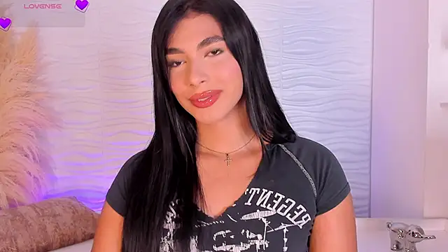 Snapshot of IsabelleFoxx_ chatting on February 2026 10:28:01 PM IsabelleFoxx online show from February 2026 10:28:01 PM