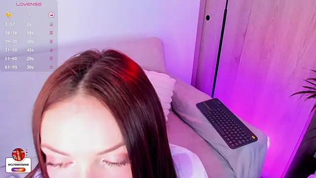Snapshot of meow_moon_ chatting on July 2026 08:45:02 AM meow moon online show from July 2026 08:45:02 AM