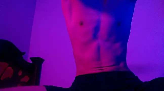 isaaclatino online show from February 2025 06:18:01 AM