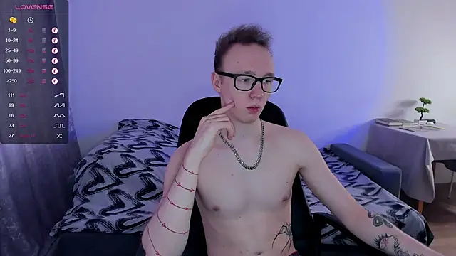 Alex silents online show from February 2025 10:38:02 AM