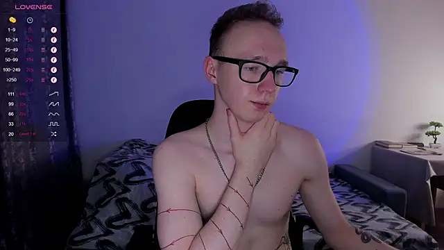 Alex silents online show from March 2025 04:23:02 PM