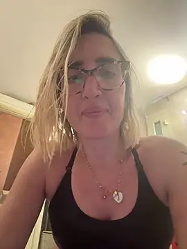 casalinga88 online show from March 2025 05:57:01 PM