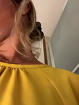 casalinga88 online show from September 2025 06:15:02 AM