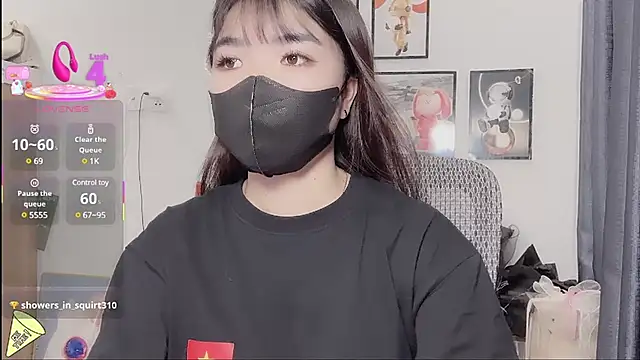 Snapshot of Berrysweet_68 chatting on March 2025 01:18:02 PM Berrysweet 68 online show from March 2025 01:18:02 PM