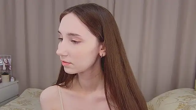 Snapshot of lezyliza chatting on December 2024 01:25:01 PM lezyliza online show from December 2024 01:25:01 PM