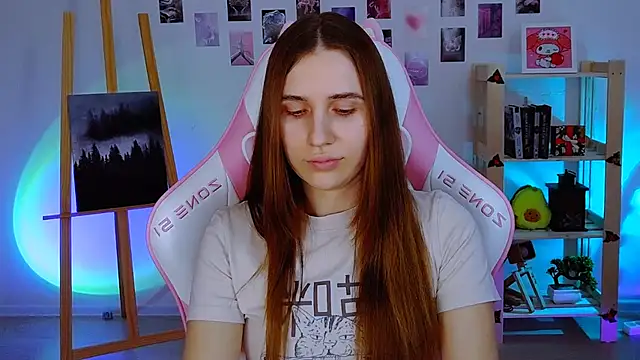 AliceCharmy online show from January 2025 04:00:02 PM