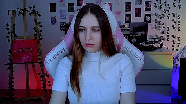 AliceCharmy online show from October 2025 06:27:02 AM