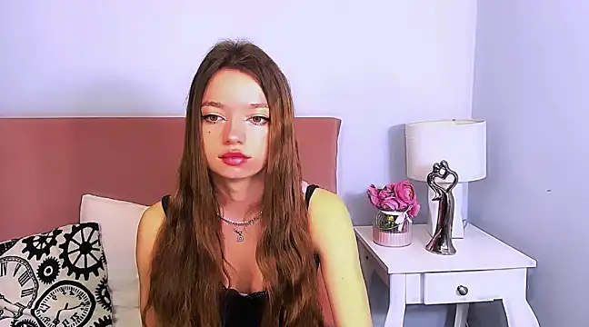 Snapshot of GraceLips chatting on March 2025 06:30:01 AM GraceLips online show from March 2025 06:30:01 AM