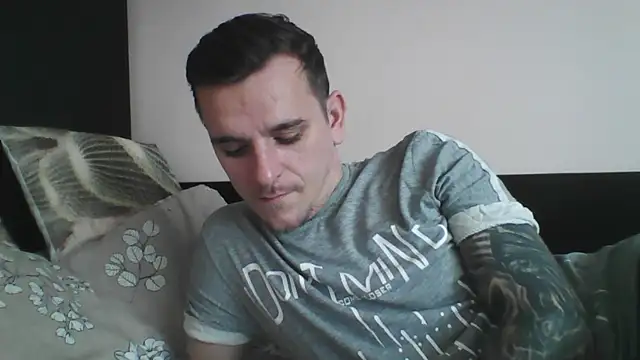 Huge cock22cm online show from January 2025 10:06:01 AM