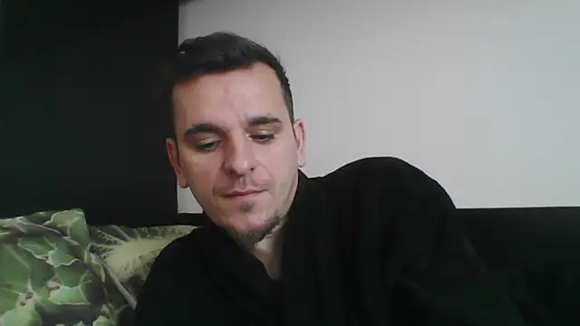 Huge cock22cm online show from February 2025 08:22:02 AM