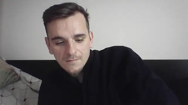 Huge cock22cm online show from March 2025 10:00:02 AM