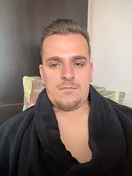 Huge cock22cm online show from April 2026 12:29:02 PM