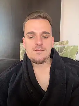 Huge cock22cm online show from May 2026 09:58:01 AM