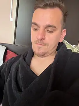 Huge cock22cm online show from May 2026 06:42:01 AM