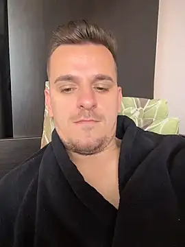 Huge cock22cm online show from May 2026 06:53:02 AM