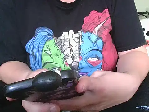 Snapshot of MissKisu chatting on October 2025 10:35:02 AM MissKisu online show from October 2025 10:35:02 AM