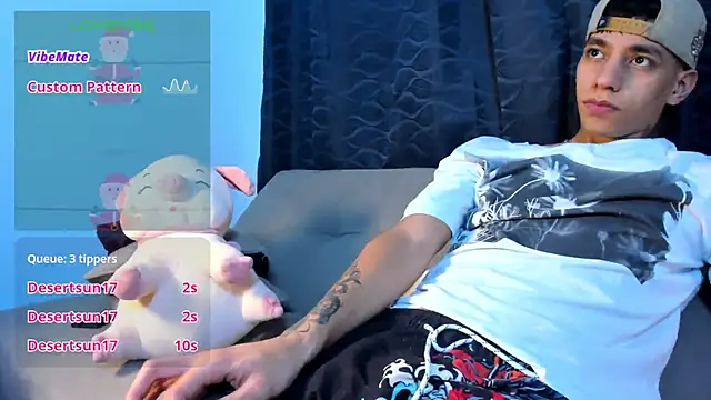 Josep Davies online show from December 2024 02:55:01 AM