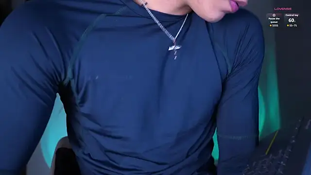 Josep Davies online show from November 2025 10:54:02 PM