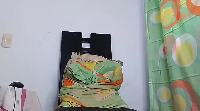 Snapshot of DanteSantoro chatting on March 2025 02:37:01 PM DanteSantoro online show from March 2025 02:37:01 PM