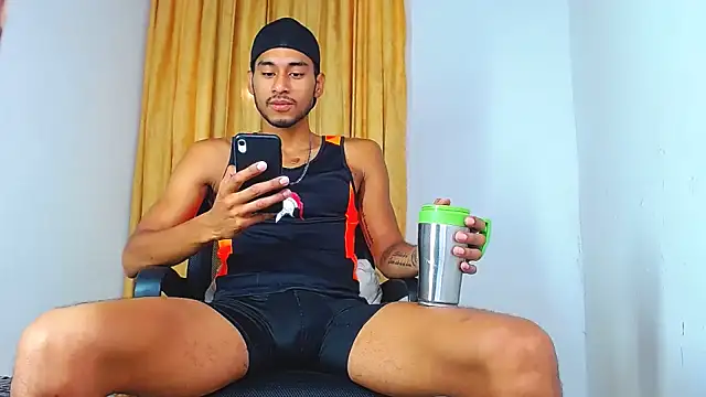 Snapshot of DanteSantoro chatting on September 2025 12:53:01 PM DanteSantoro online show from September 2025 12:53:01 PM