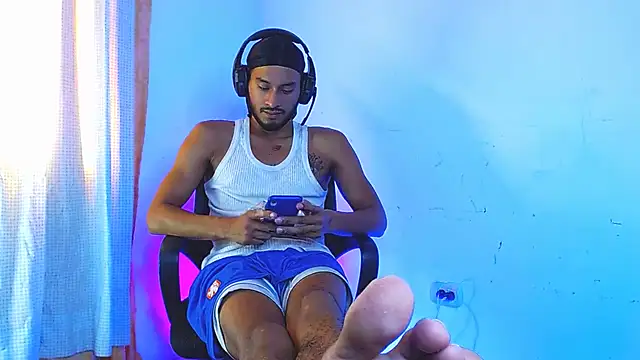 Snapshot of DanteSantoro chatting on January 2026 07:49:02 PM DanteSantoro online show from January 2026 07:49:02 PM