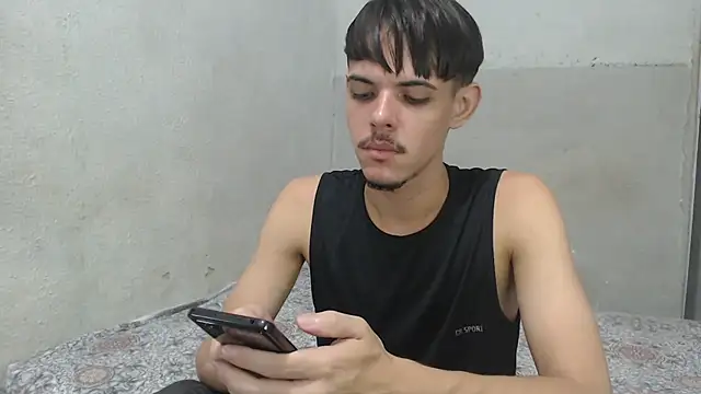 MicaelRian69 online show from May 2026 01:23:01 AM