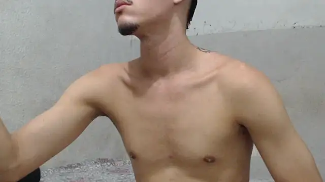 MicaelRian69 online show from May 2026 09:57:01 PM