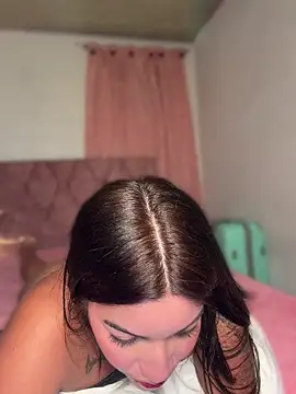 Snapshot of Little_Gaby_ chatting on July 2026 03:06:02 AM Little Gaby online show from July 2026 03:06:02 AM