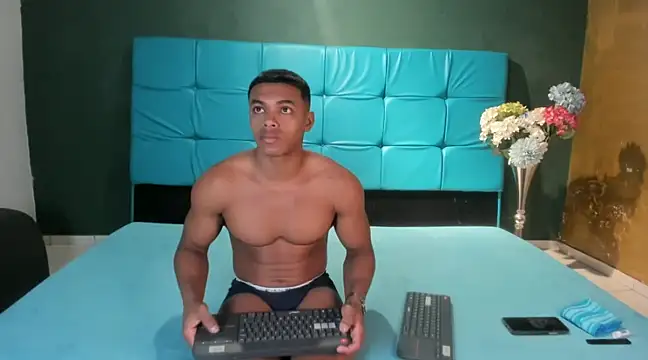 SexyBigCock01 online show from February 2025 01:44:01 PM