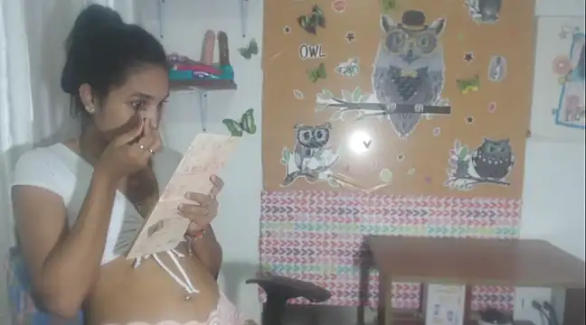 KamileLatinasexy online show from January 2025 09:02:01 PM