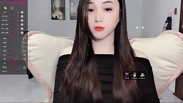 Snapshot of kolll88 chatting on February 2025 03:43:02 PM kolll88 online show from February 2025 03:43:02 PM