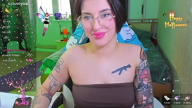 Snapshot of folinskayyya chatting on November 2025 03:52:02 AM folinskayyya online show from November 2025 03:52:02 AM