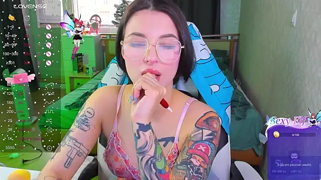 folinskayyya online show from December 2025 05:02:01 AM