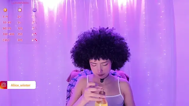 Alice winter  online show from December 2024 09:24:02 PM