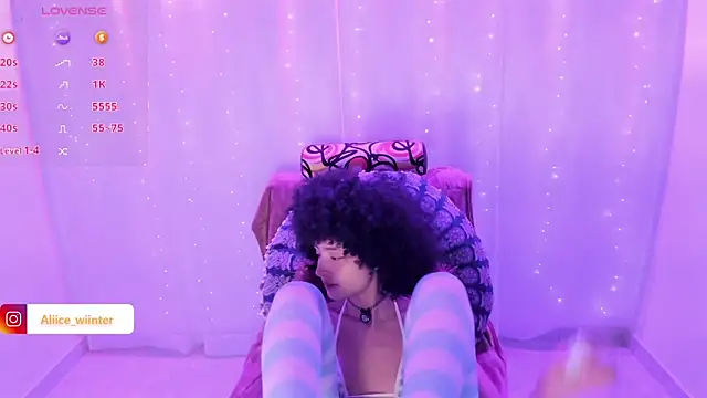 Alice winter  online show from January 2025 07:43:01 PM