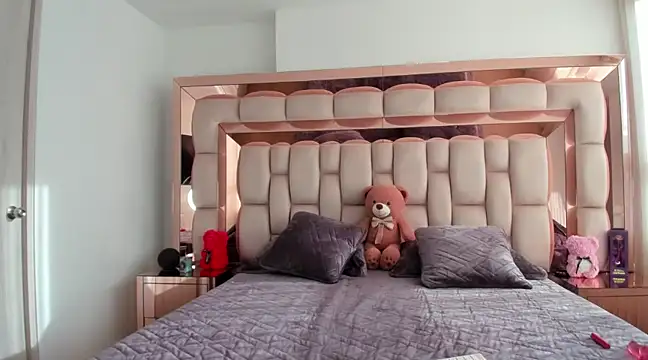 Snapshot of candy-sam28 chatting on December 2024 09:26:02 PM candy-sam28 online show from December 2024 09:26:02 PM