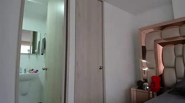 Snapshot of candy-sam28 chatting on December 2024 04:38:02 PM candy-sam28 online show from December 2024 04:38:02 PM