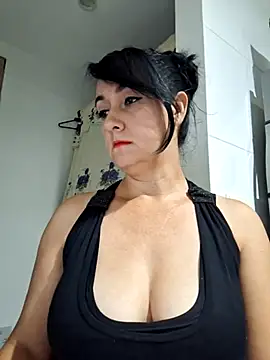 taalia online show from December 2024 11:49:02 PM