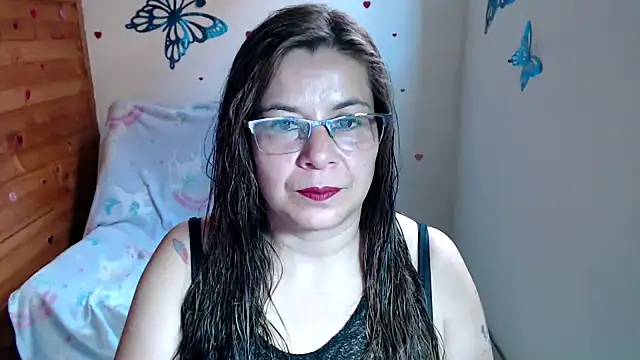 lilisa777 online show from December 2025 09:00:01 PM