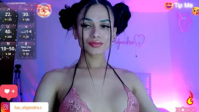 Snapshot of alee_lenoxx chatting on January 2025 02:03:02 AM alee lenoxx online show from January 2025 02:03:02 AM