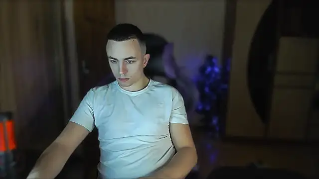 Snapshot of bigmark033 chatting on December 2024 03:55:01 PM bigmark033 online show from December 2024 03:55:01 PM