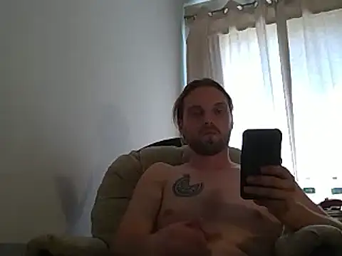 Snapshot of VitaminmanFL chatting on March 2025 06:31:01 PM VitaminmanFL online show from March 2025 06:31:01 PM