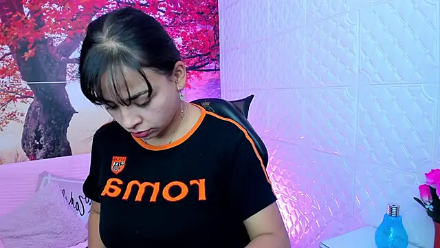 Alessandraa ferri  online show from January 2025 09:17:02 PM