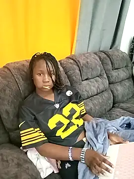 Snapshot of carenic chatting on October 2025 05:56:01 PM carenic online show from October 2025 05:56:01 PM