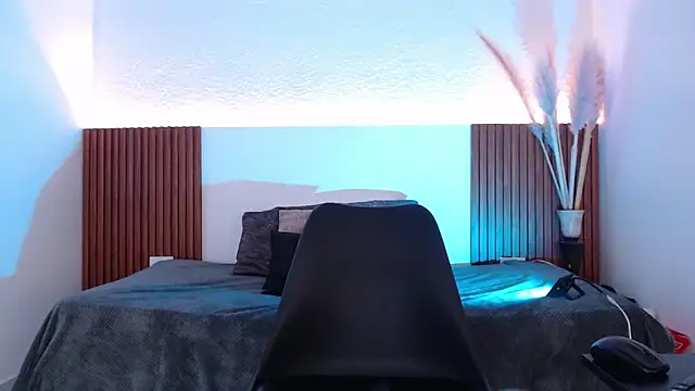 Dakotagloss online show from January 2025 12:26:01 AM