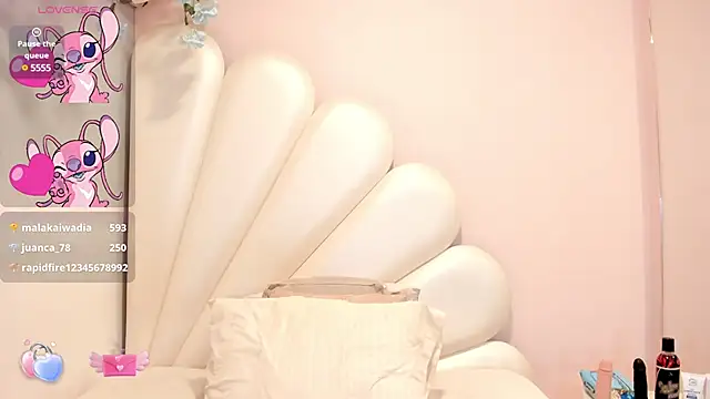 Snapshot of Vicky_Freedom chatting on December 2024 01:28:02 PM Vicky Freedom online show from December 2024 01:28:02 PM