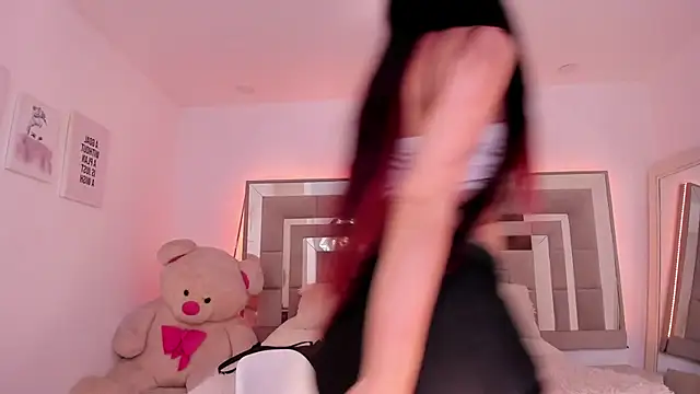 Snapshot of Nicolle_foxy chatting on February 2025 08:37:01 PM Nicolle foxy online show from February 2025 08:37:01 PM