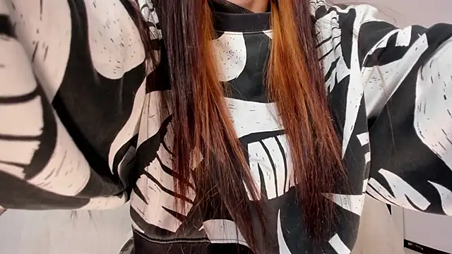 Snapshot of Nicolle_foxy chatting on October 2025 01:14:01 PM Nicolle foxy online show from October 2025 01:14:01 PM